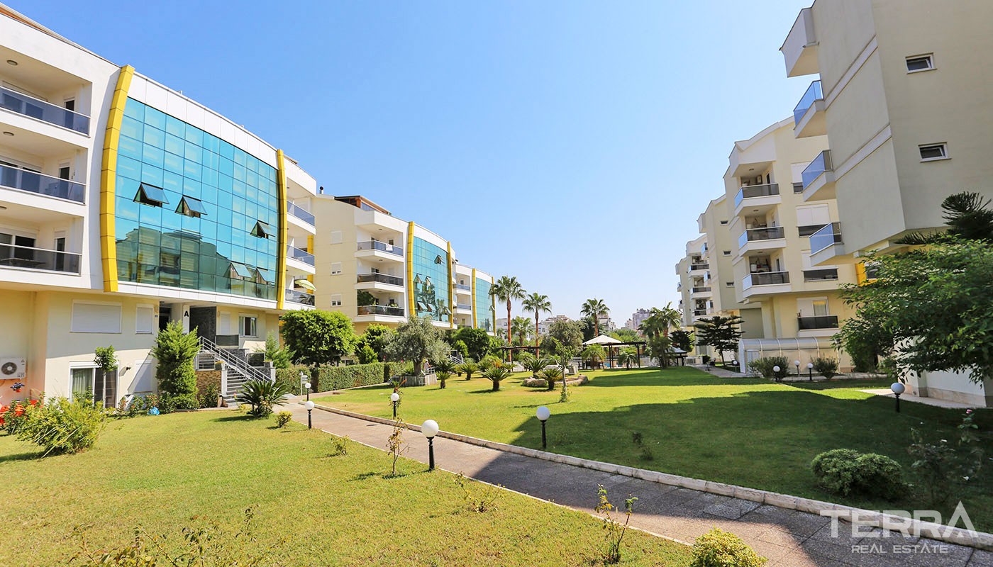 Mountain View Penthouse Apartment for Sale in Antalya Konyaaltı - 31535