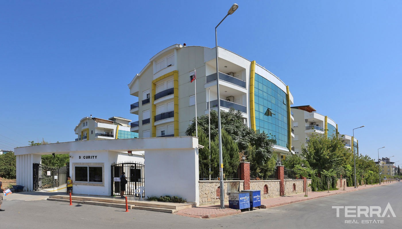 Mountain View Penthouse Apartment for Sale in Antalya Konyaaltı - 31546