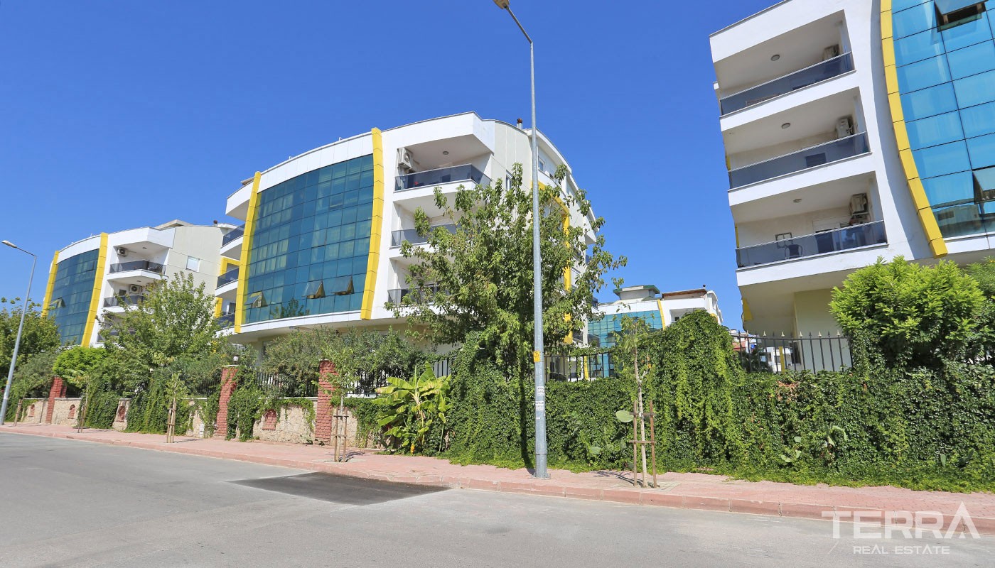 Mountain View Penthouse Apartment for Sale in Antalya Konyaaltı - 31552