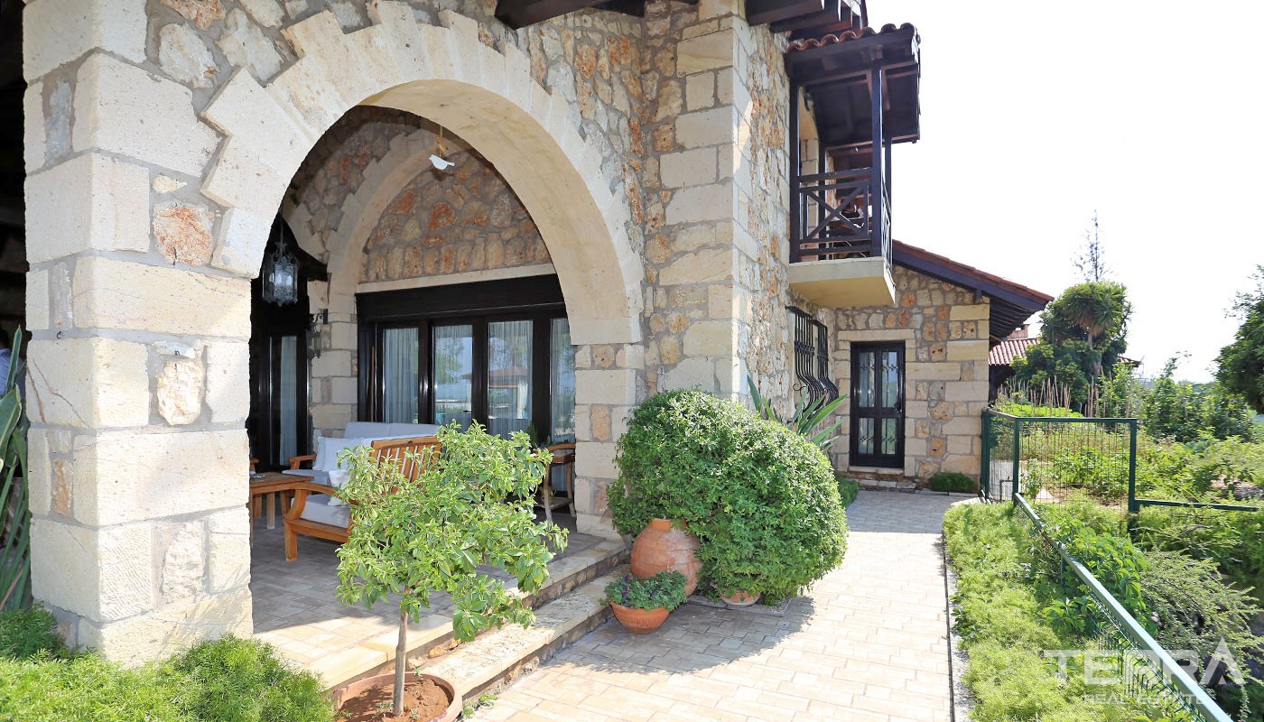 Exclusive Stone House for Sale in Antalya Aksu with Large Farming Plot - 31723