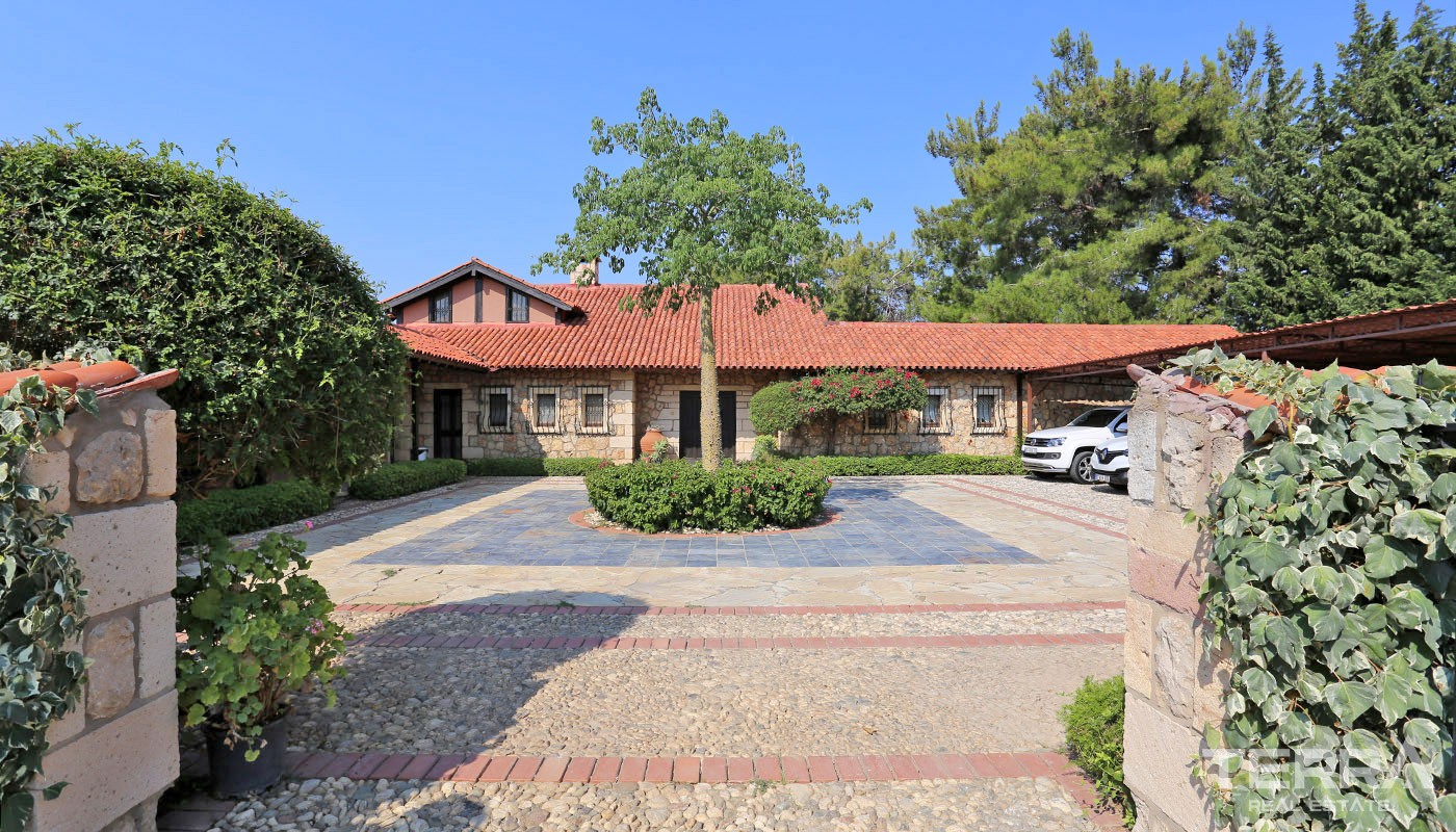 Exclusive Stone House for Sale in Antalya Aksu with Large Farming Plot - 31724