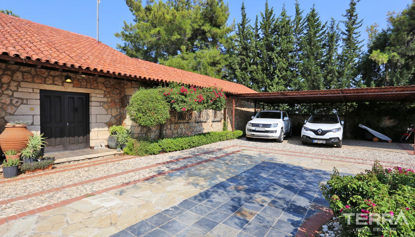 Exclusive Stone House for Sale in Antalya Aksu with Large Farming Plot - 31726
