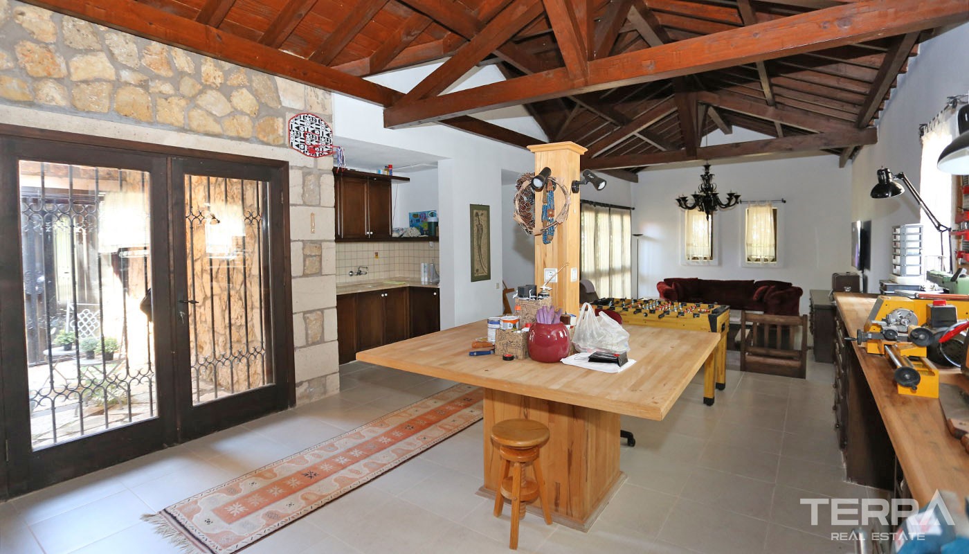 Exclusive Stone House for Sale in Antalya Aksu with Large Farming Plot - 31738