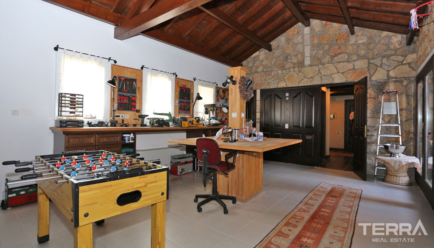 Exclusive Stone House for Sale in Antalya Aksu with Large Farming Plot - 31739