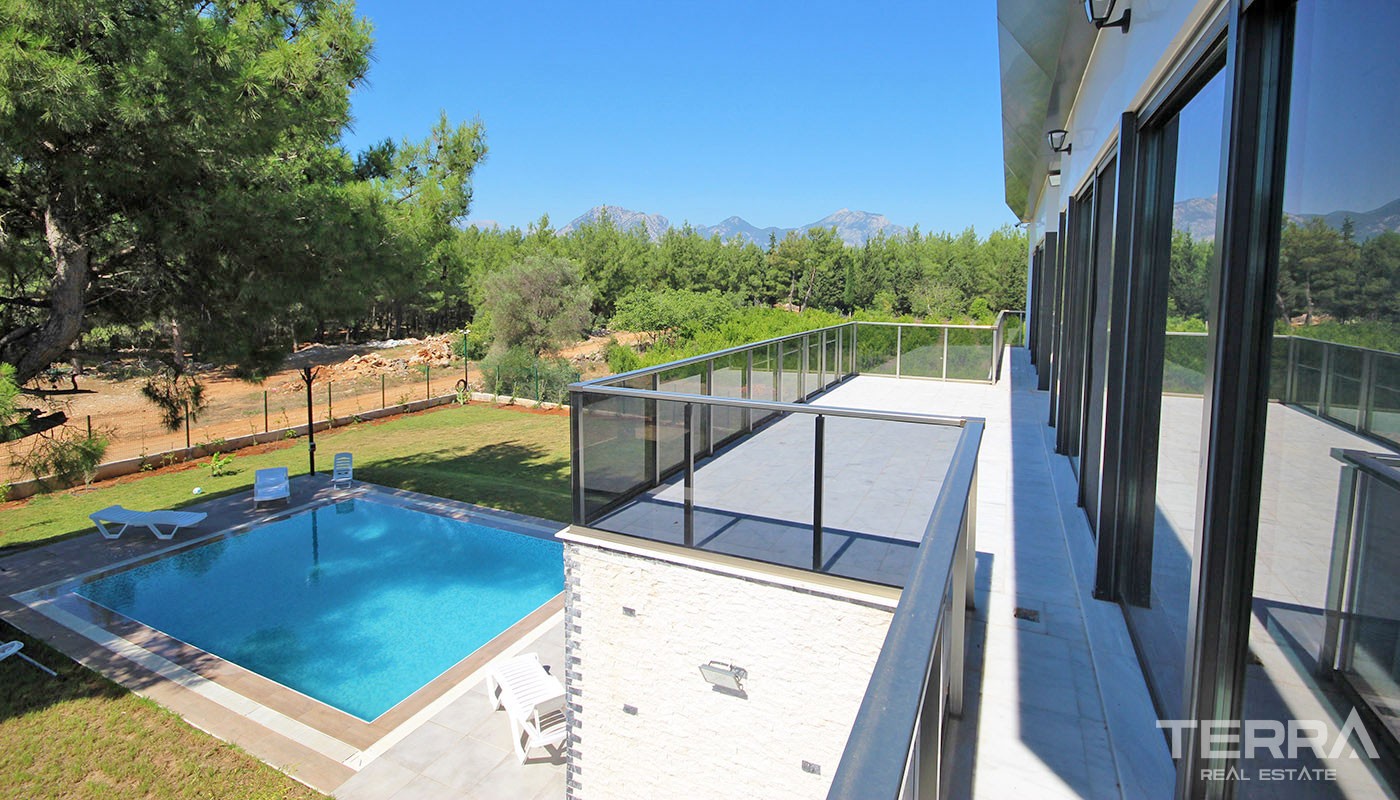 Fully Furnished Antalya Villa for Sale Located in Döşemealtı - 31757