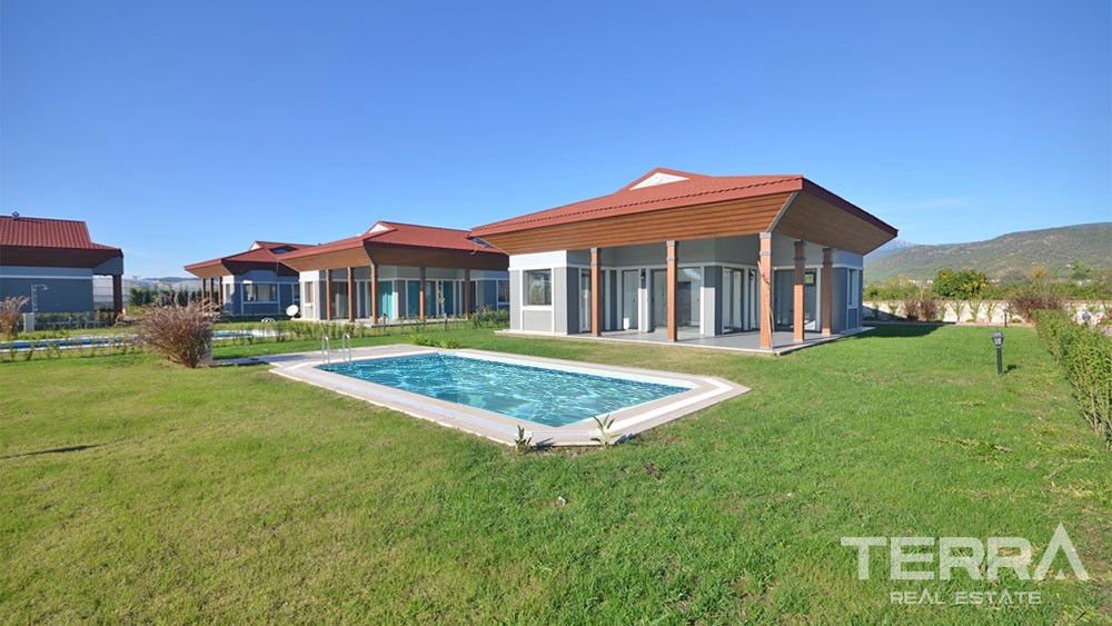 Newly-built Bungalow for Sale in Fethiye Çalış with Private Pool