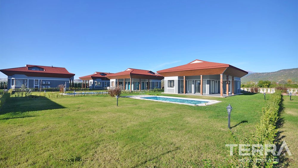 Newly-built Bungalow for Sale in Fethiye Çalış with Private Pool - 31954