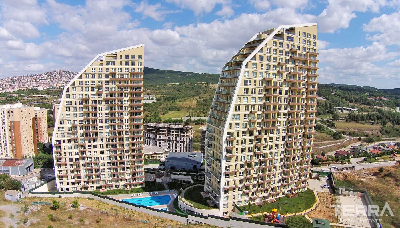 Istanbul New Apartments for Sale with Sea and Island Views in Kartal - 32074