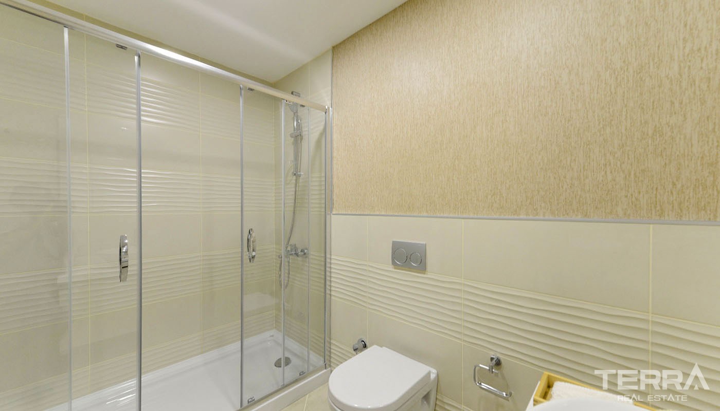 Istanbul New Apartments for Sale with Sea and Island Views in Kartal - 32109