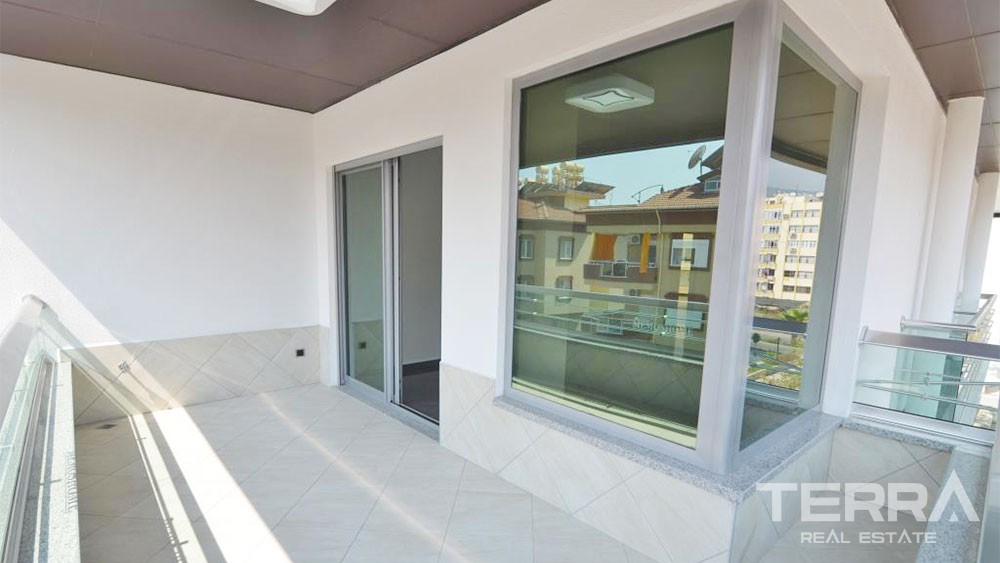 Spacious Penthouses Within Walking Distance to the Sea in Alanya Oba - 32347
