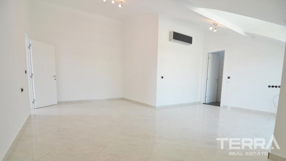 Spacious Penthouses Within Walking Distance to the Sea in Alanya Oba - 32355