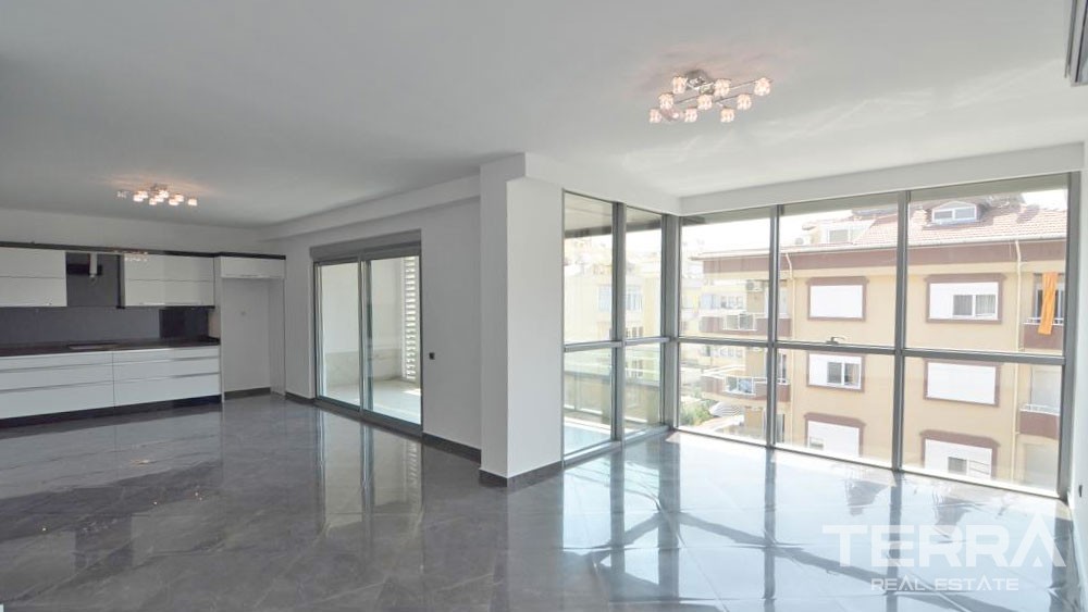 Spacious Penthouses Within Walking Distance to the Sea in Alanya Oba - 32360