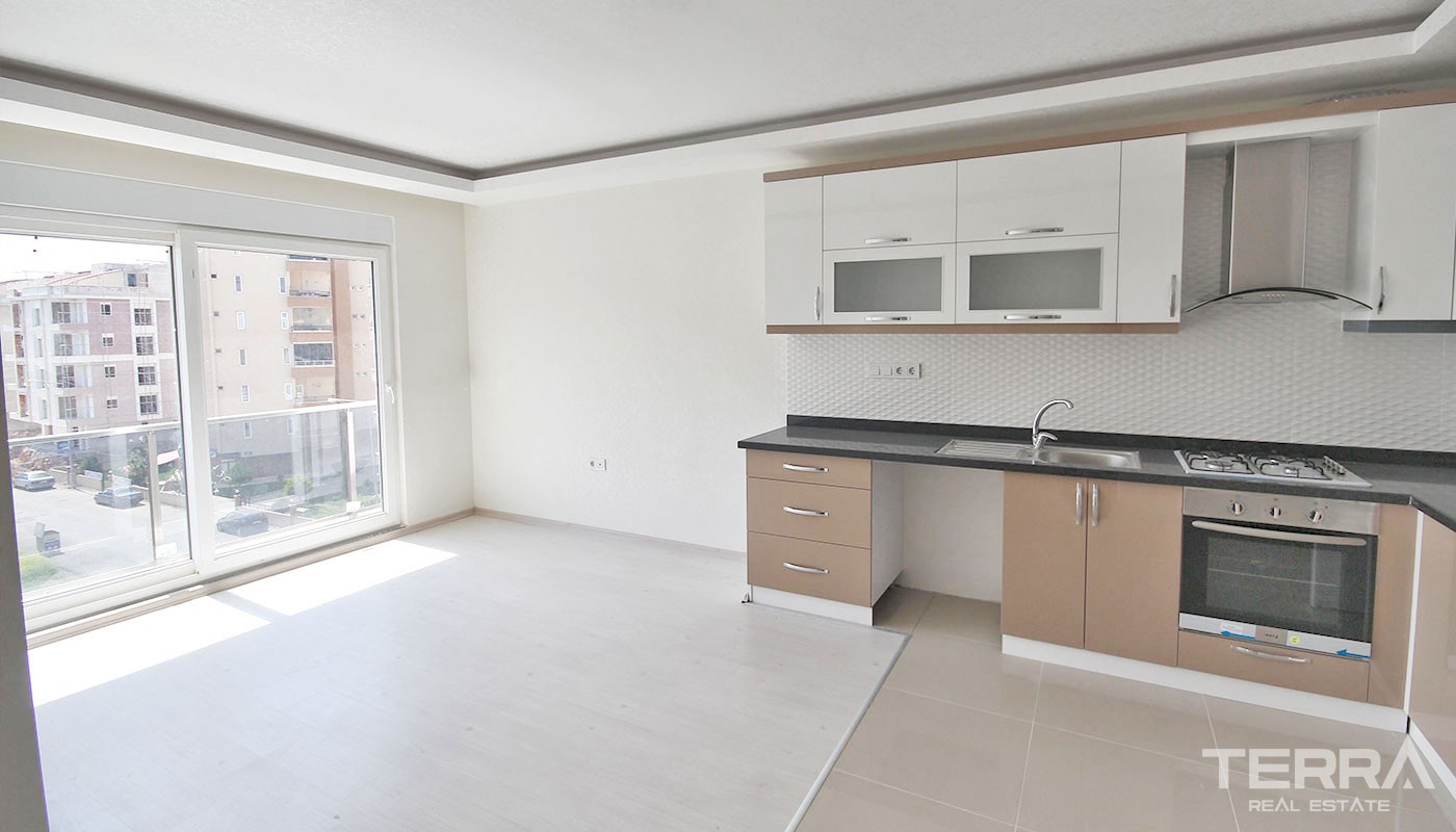 Ready to Move-in Antalya Apartments Located near Konyaaltı Beach - 32877