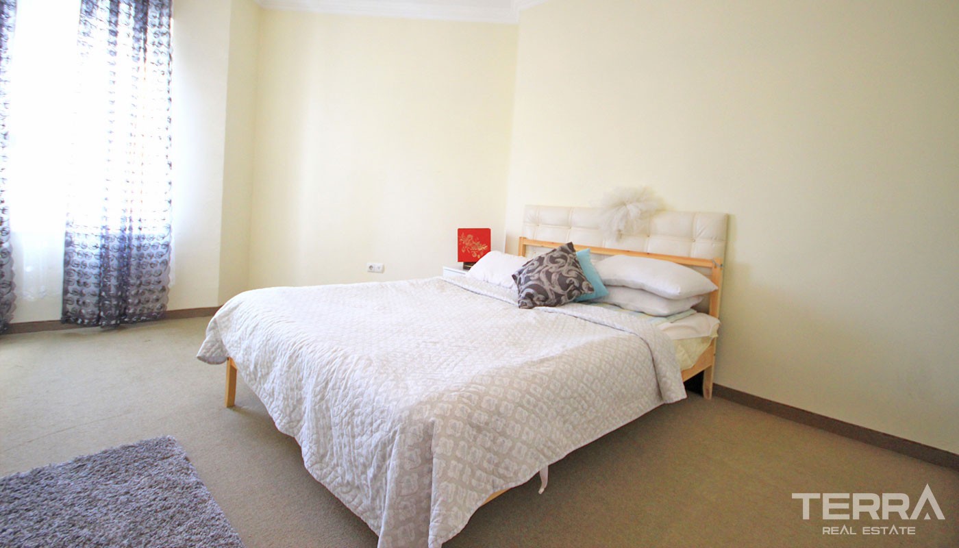 Resale 2 Bedroom Flats with Prime Location in Antalya Lara - 32947