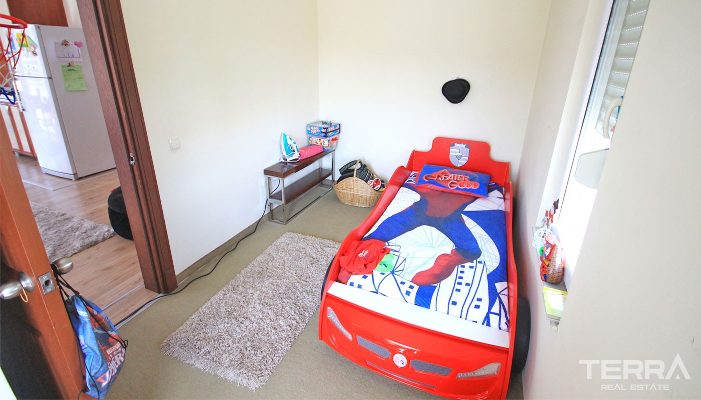 Resale 2 Bedroom Flats with Prime Location in Antalya Lara - 32949