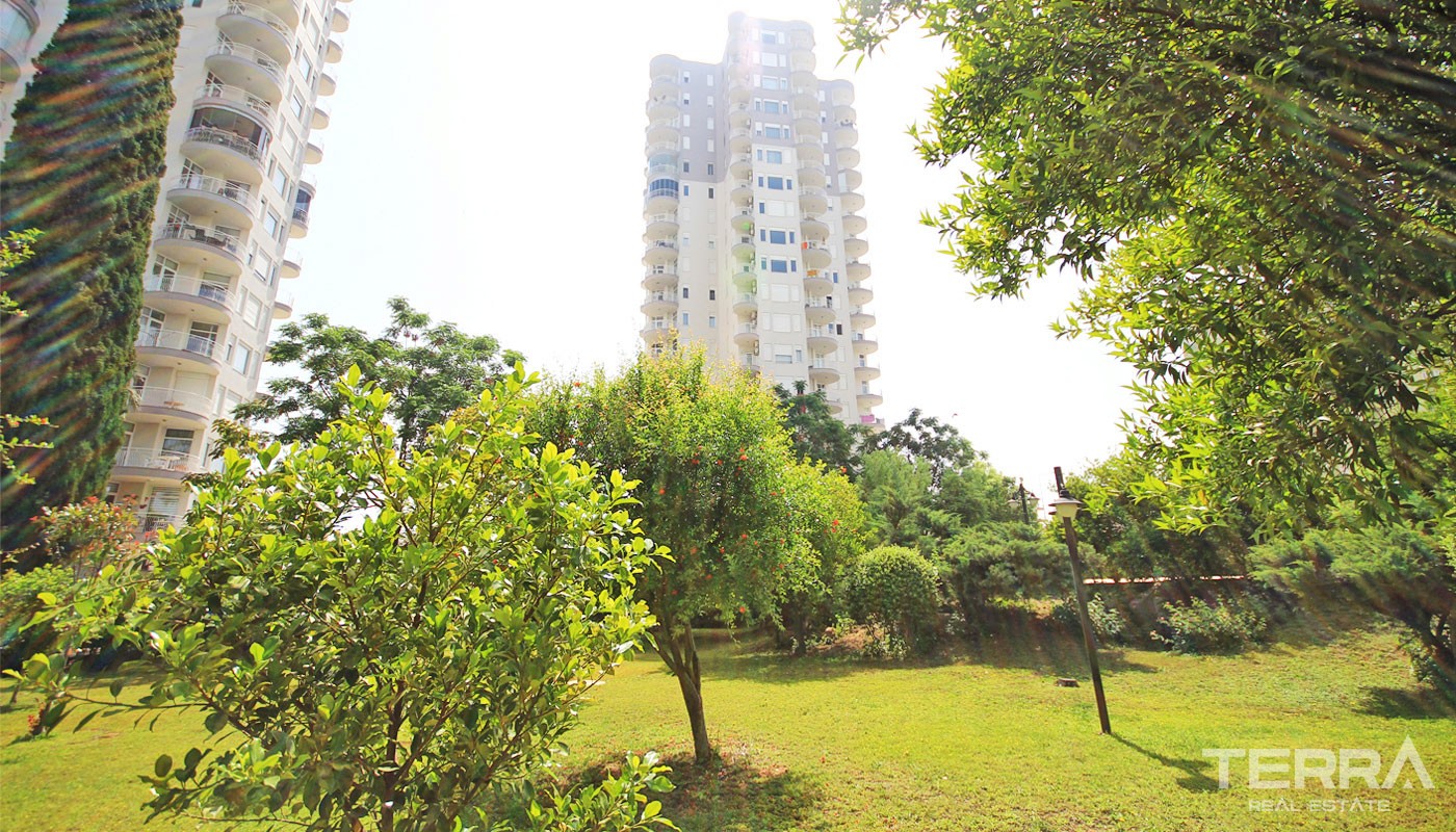 Resale 2 Bedroom Flats with Prime Location in Antalya Lara - 32961