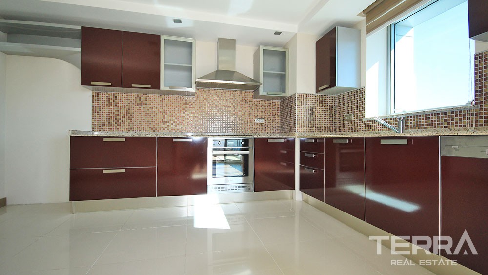 Panoramic Sea View Apartments for Sale Located in Antalya Lara - 33078