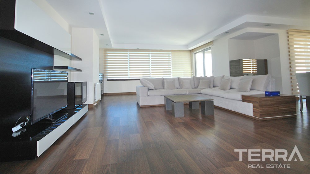 Panoramic Sea View Apartments for Sale Located in Antalya Lara - 33084