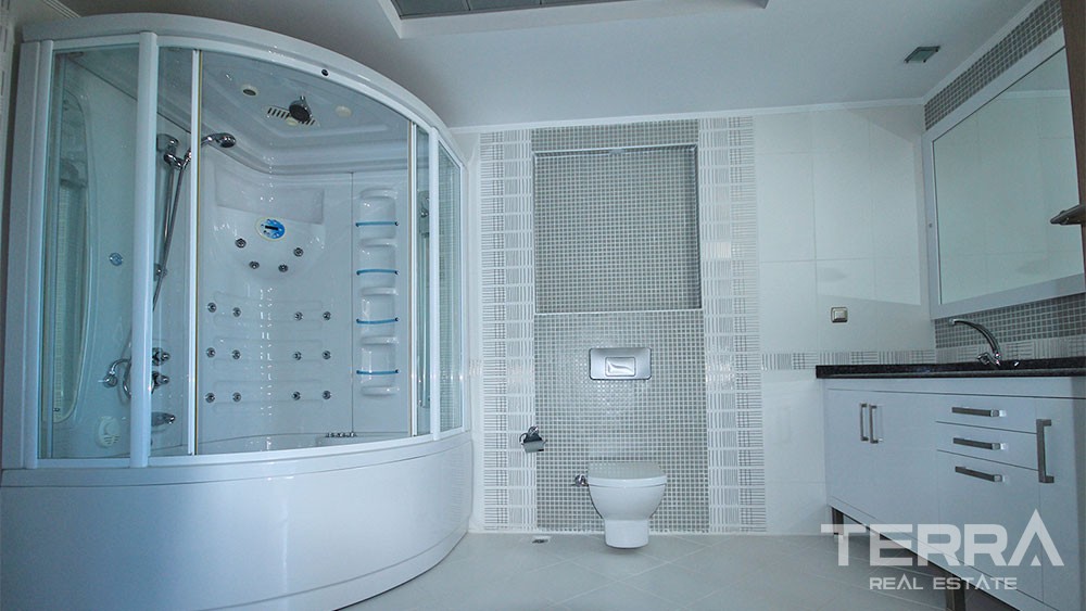 Panoramic Sea View Apartments for Sale Located in Antalya Lara - 33091