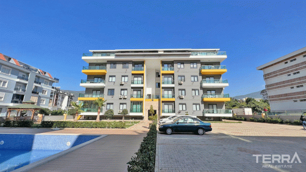 Family Apartments In a Residence With Swimming Pool in Alanya Oba