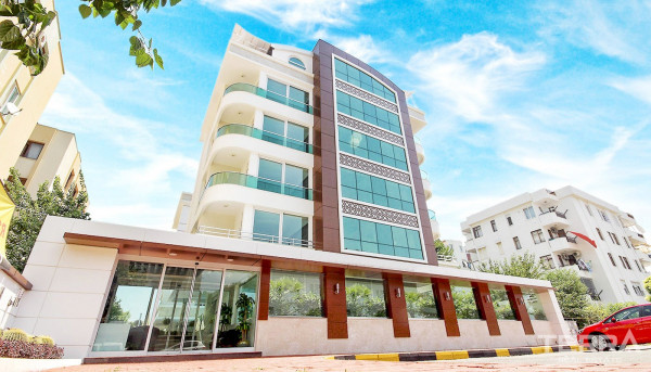 Well-Located Apartments in Riverside Concept 150 m to Konyaaltı Beach