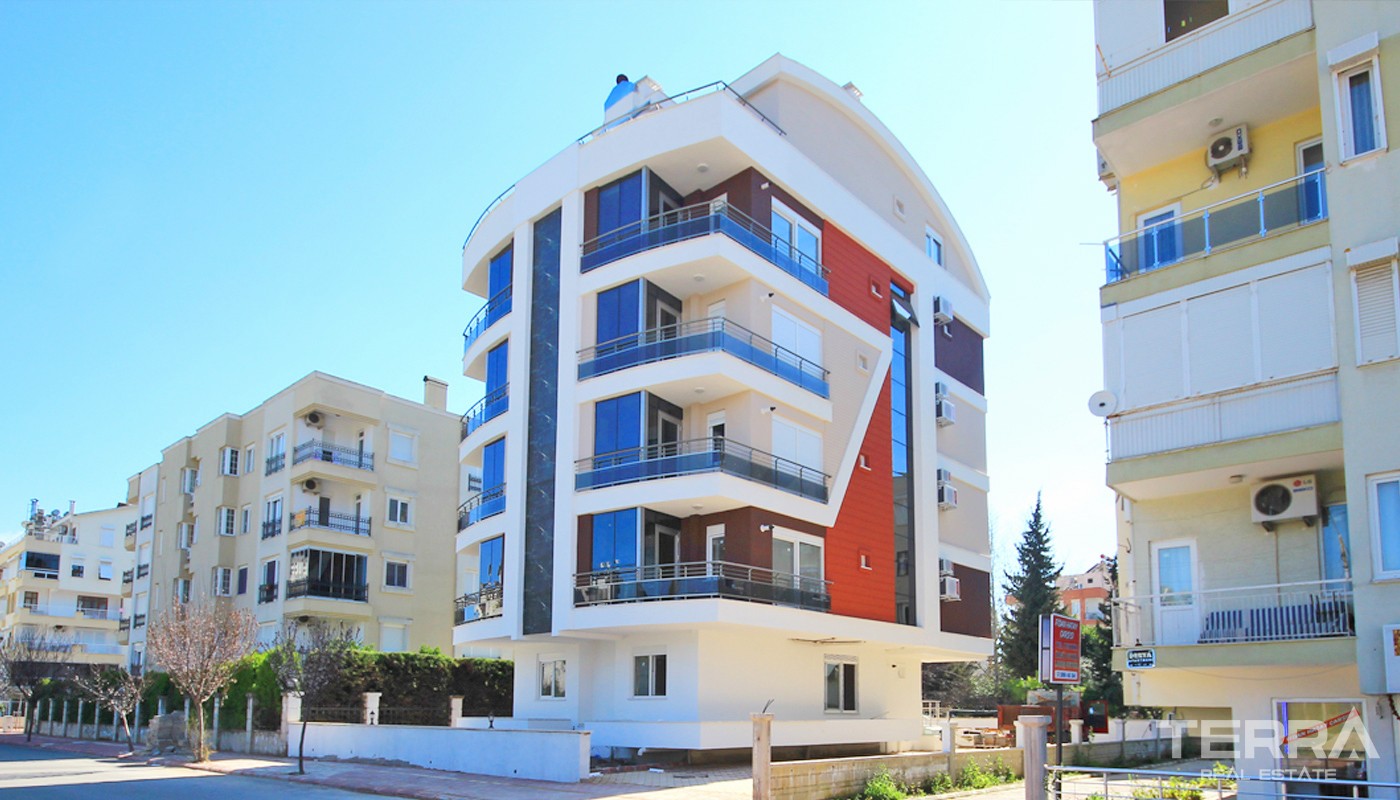 Key-ready Apartments in Antalya Konyaaltı near All Amenities - 33256