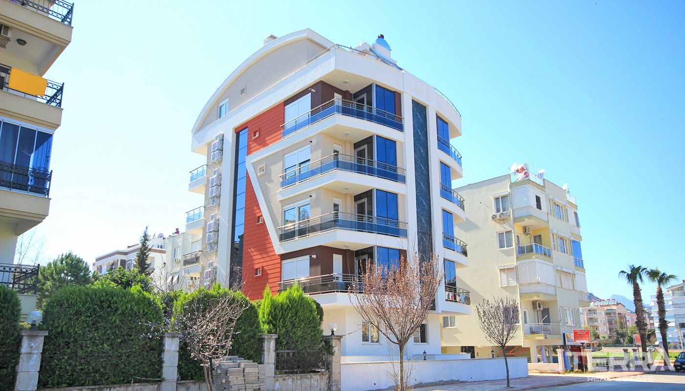 Key-ready Apartments in Antalya Konyaaltı near All Amenities