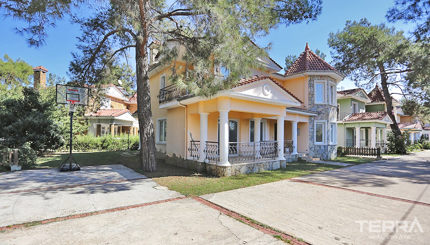 Spacious Detached Houses Surrounded by Nature in Antalya Döşemealtı - 33325