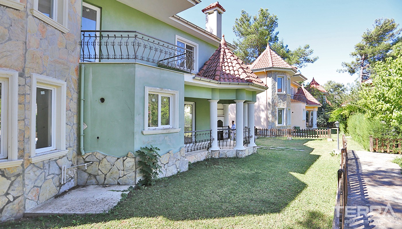 Spacious Detached Houses Surrounded by Nature in Antalya Döşemealtı - 33333