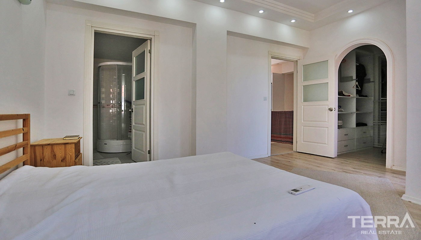 Spacious Detached Houses Surrounded by Nature in Antalya Döşemealtı - 33341
