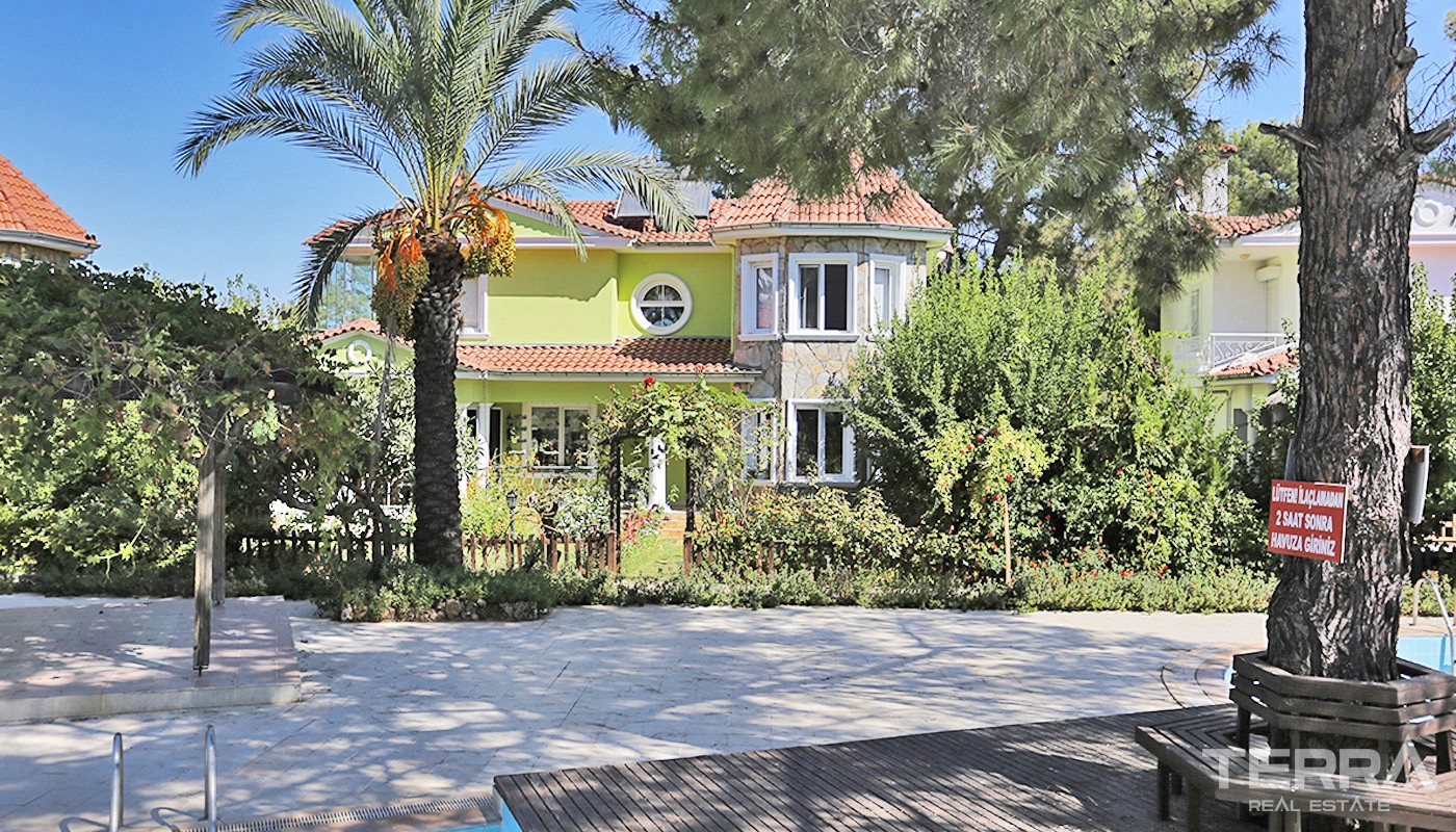 Spacious Detached Houses Surrounded by Nature in Antalya Döşemealtı - 33345