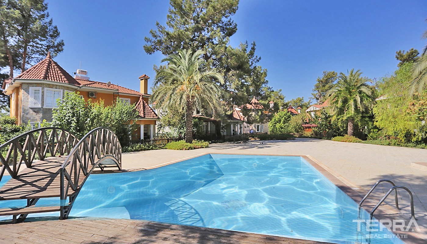 Spacious Detached Houses Surrounded by Nature in Antalya Döşemealtı - 33353