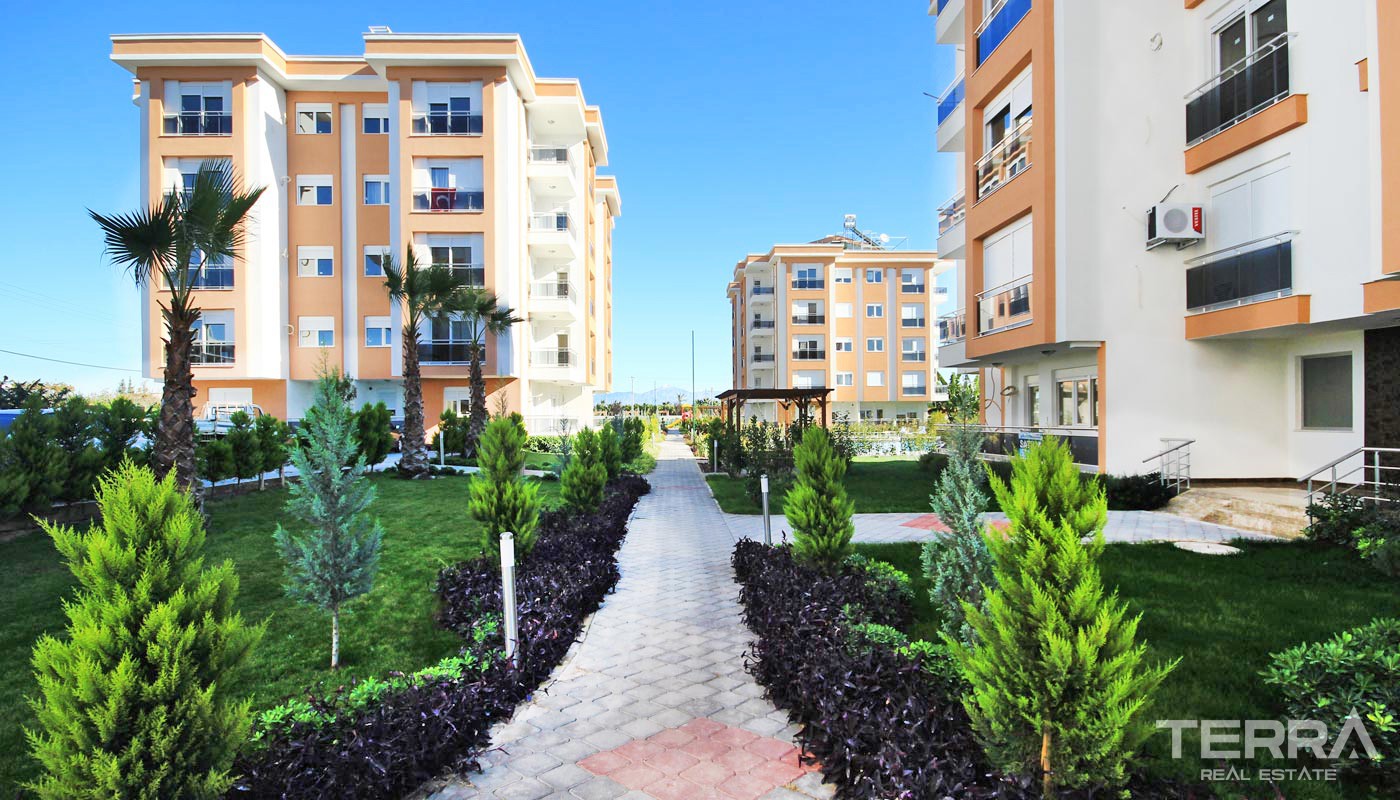 Bargain Flats in Antalya Kepez with Walking Distance to Amenities - 33530