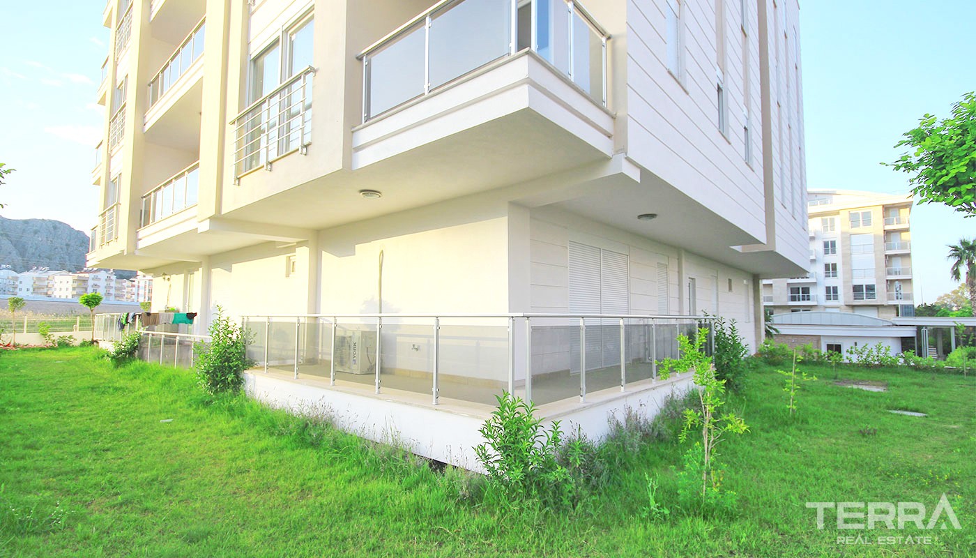 Antalya Apartments for Sale in Canyon Premium 900 m to Konyaaltı Beach - 33591