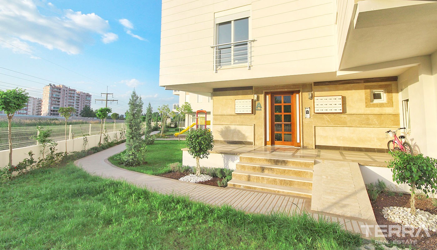 Antalya Apartments for Sale in Canyon Premium 900 m to Konyaaltı Beach - 33594