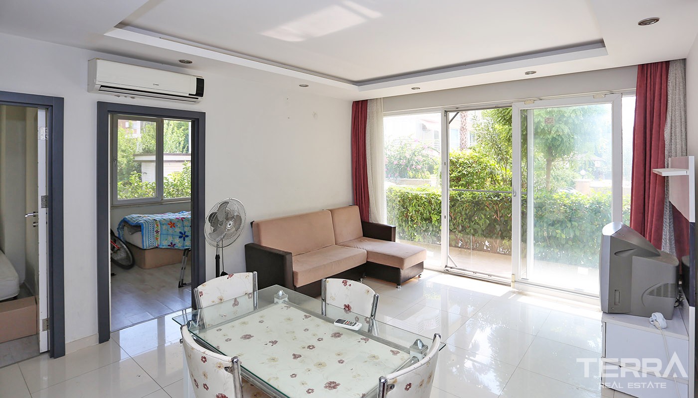 Family Apartment for Sale in Antalya Konyaaltı near the Beach - 33620