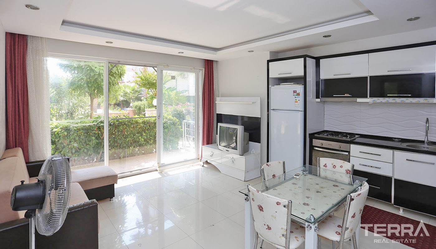 Family Apartment for Sale in Antalya Konyaaltı near the Beach - 33621