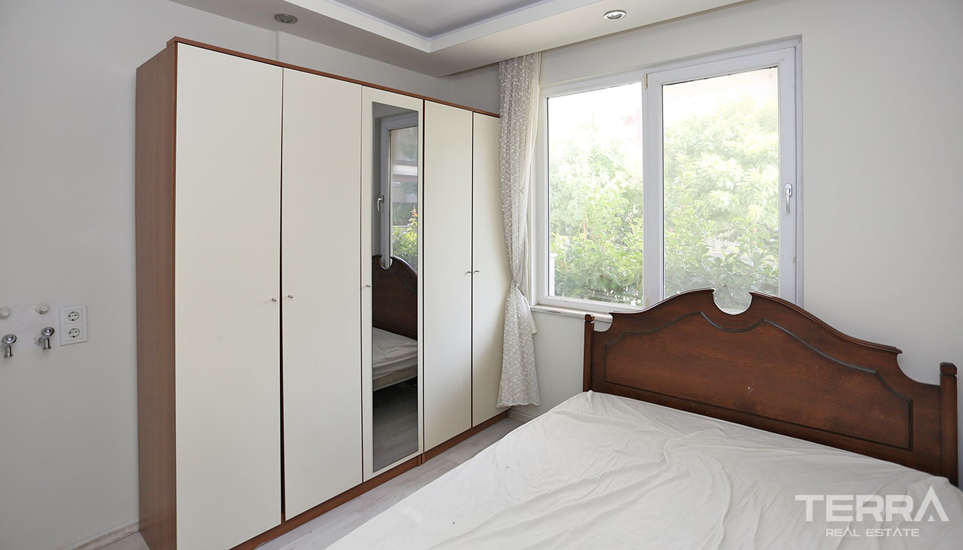 Family Apartment for Sale in Antalya Konyaaltı near the Beach - 33626