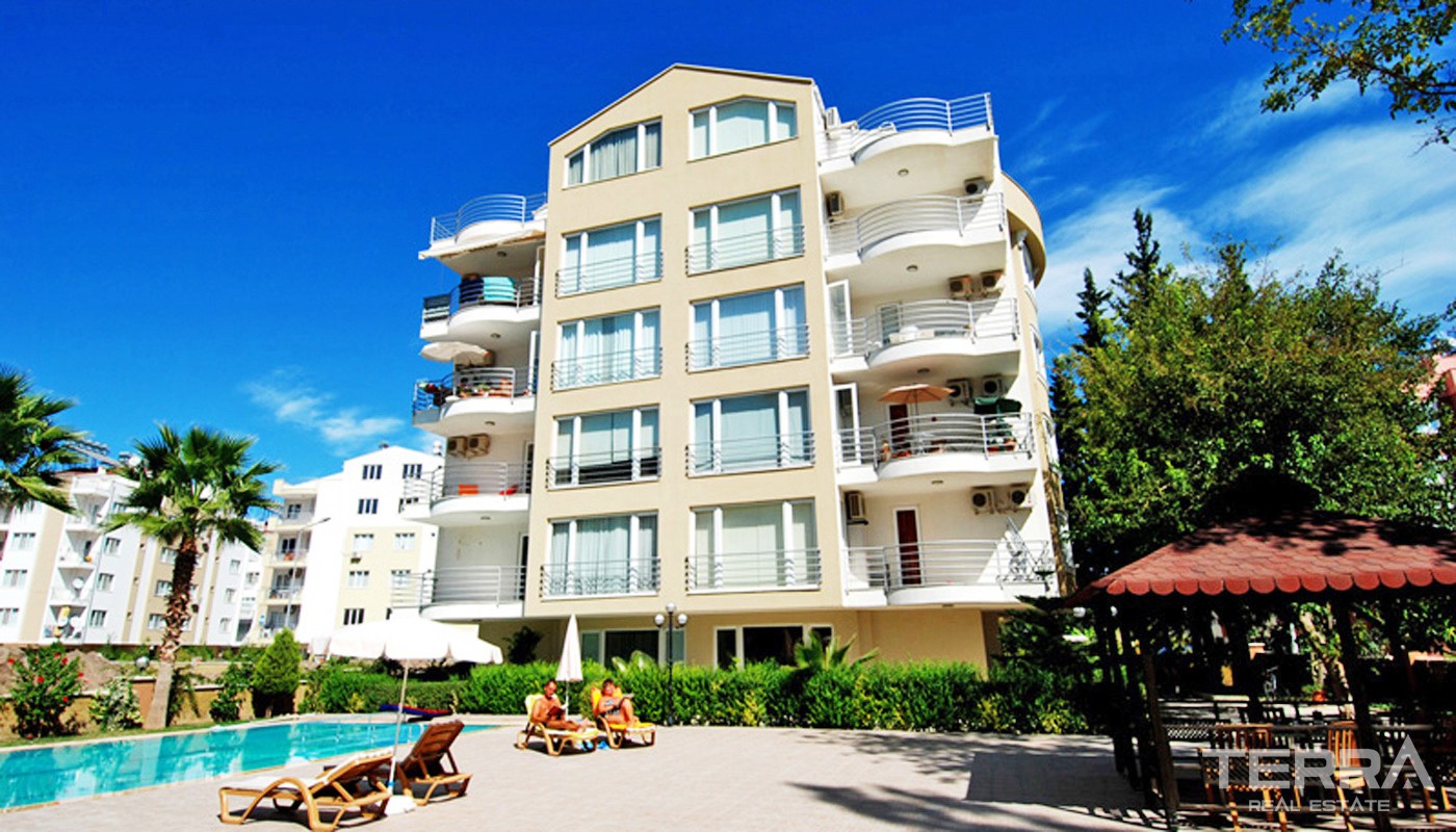 Family Apartment for Sale in Antalya Konyaaltı near the Beach - 33633
