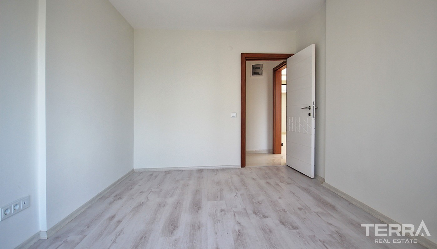 Spacious 2 Bedroom Apartments in Antalya Located near Konyaaltı Beach - 33661