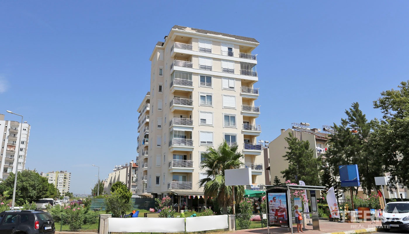 Resale Antalya Apartments with Prestigeous Location in Lara Kundu