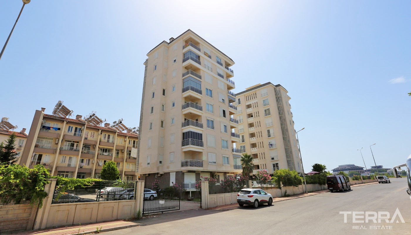 Resale Antalya Apartments with Prestigeous Location in Lara Kundu - 33757