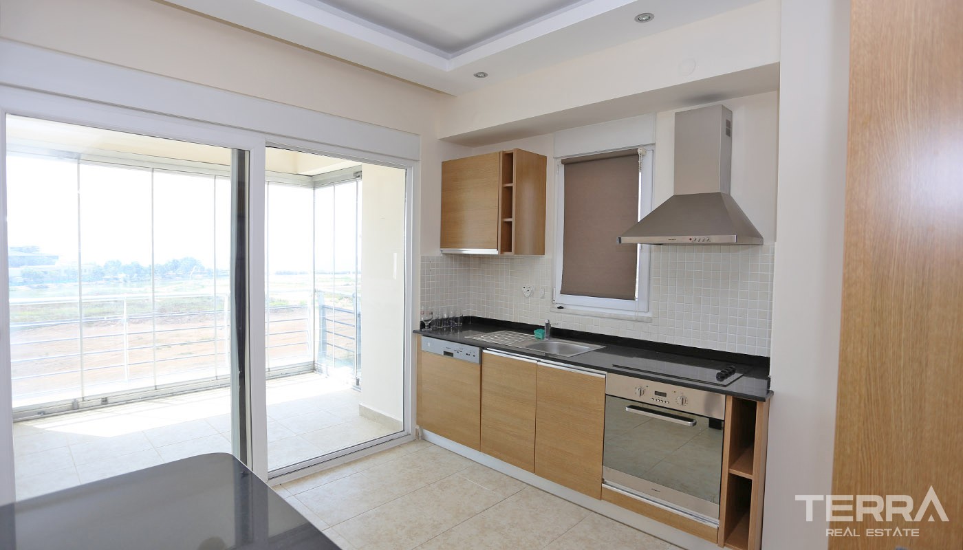 Resale Antalya Apartments with Prestigeous Location in Lara Kundu - 33768