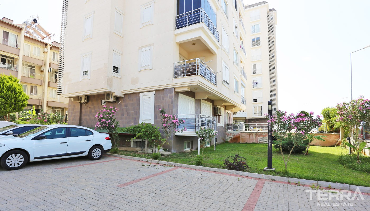 Resale Antalya Apartments with Prestigeous Location in Lara Kundu - 33770