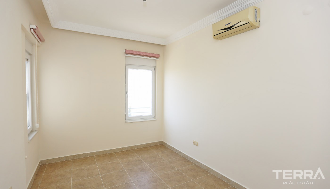 Resale Antalya Apartments with Prestigeous Location in Lara Kundu - 33771