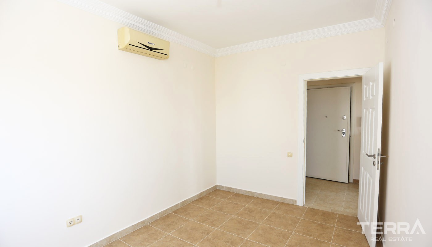 Resale Antalya Apartments with Prestigeous Location in Lara Kundu - 33774