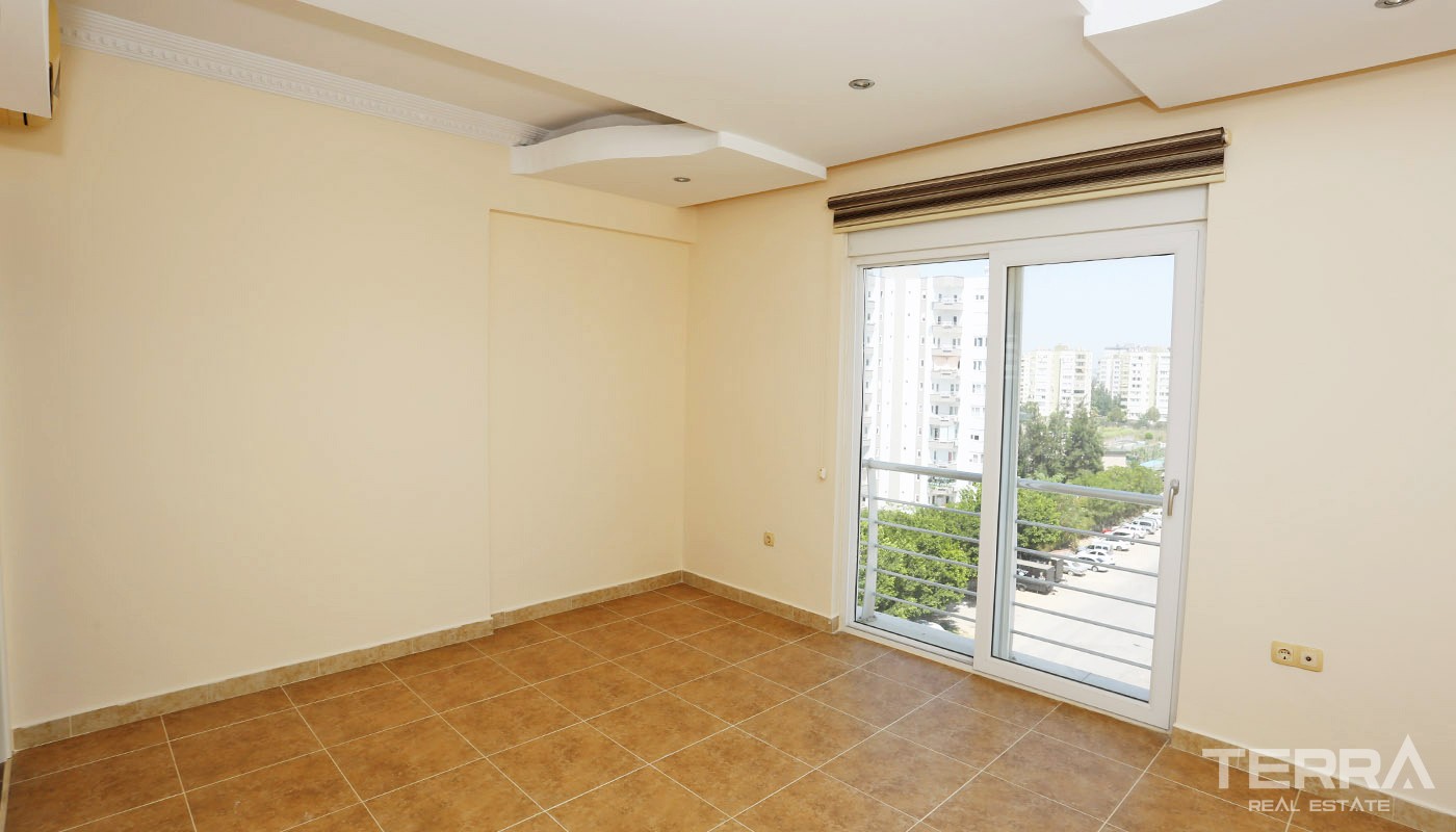 Resale Antalya Apartments with Prestigeous Location in Lara Kundu - 33780