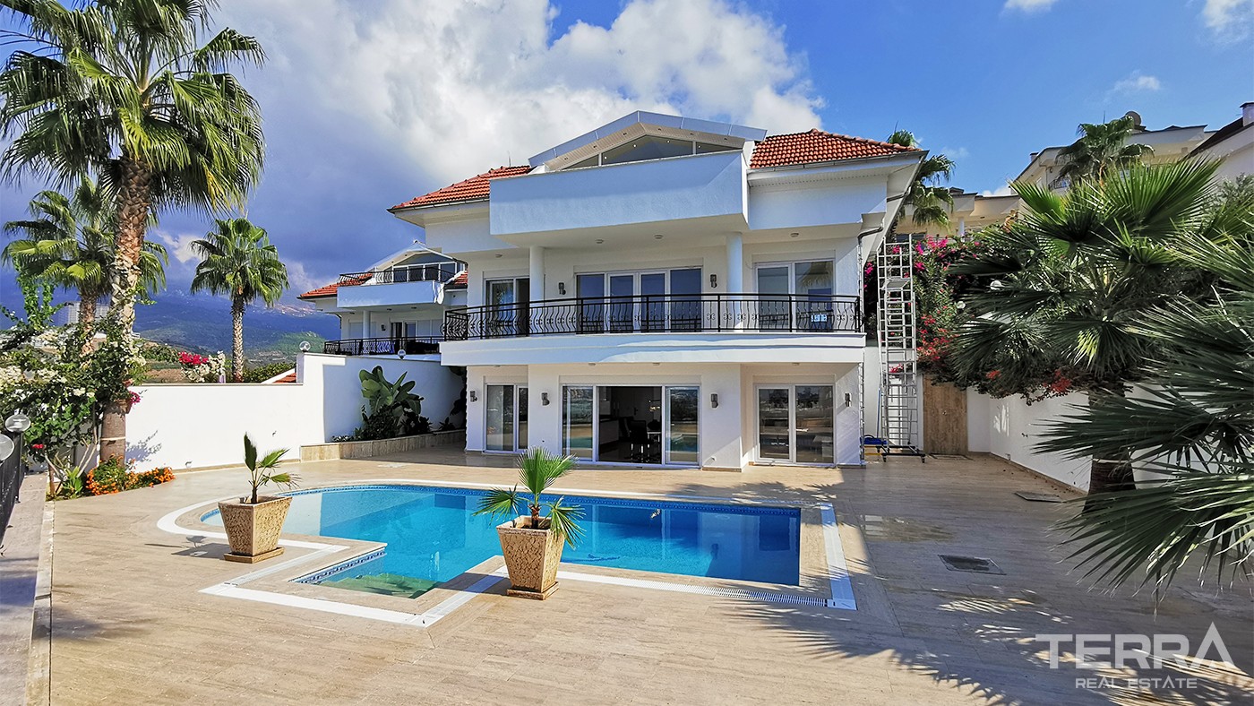 Breathtaking Sea View Villa With Private Pool in Alanya Kargıcak - 33845