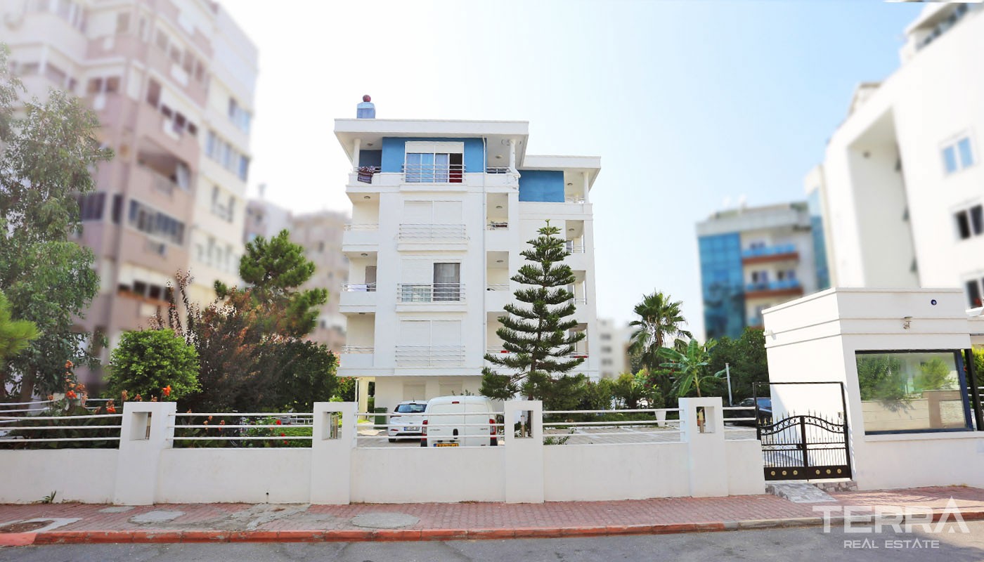 Low-cost Apartments for Sale in Antalya Konyaaltı 900 m from the Beach - 33917