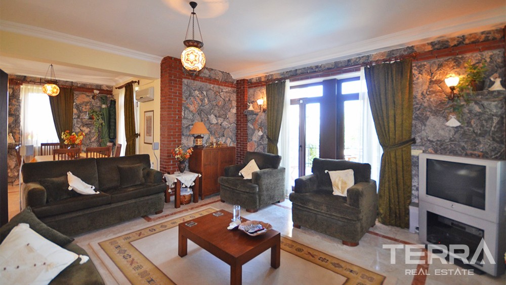 Fully Furnished House in Fethiye with Private Swimming Pool and Garden - 34020